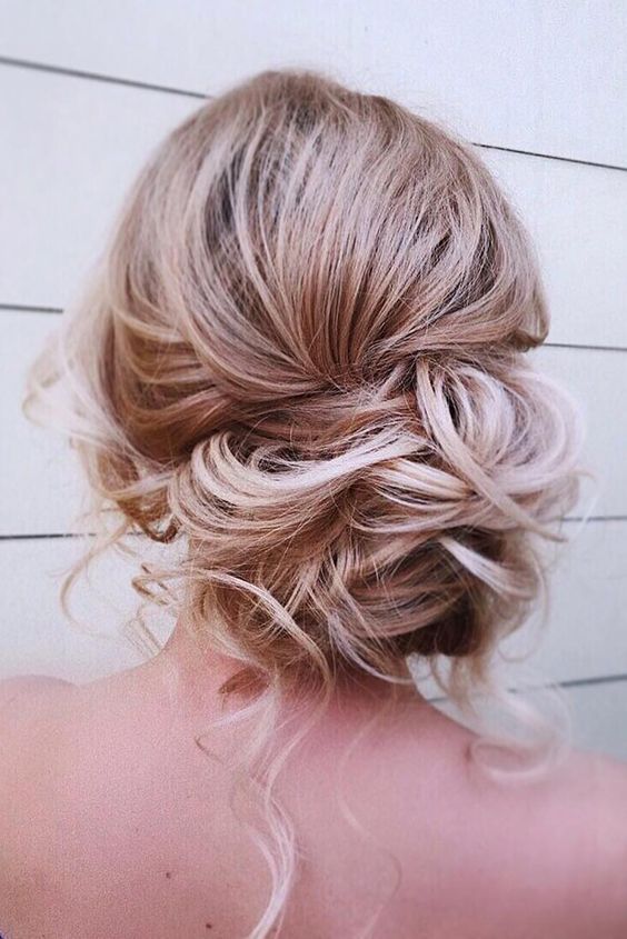 30 Trendy Messy Updos for Long Hair