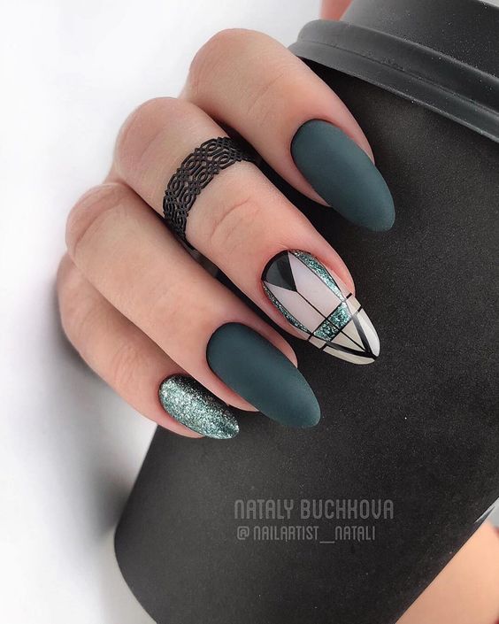 40 Stunning Geometric Nail Art Designs