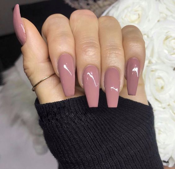 35 Elegant Mauve Color Nail Designs