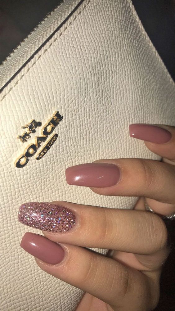 35 Elegant Mauve Color Nail Designs