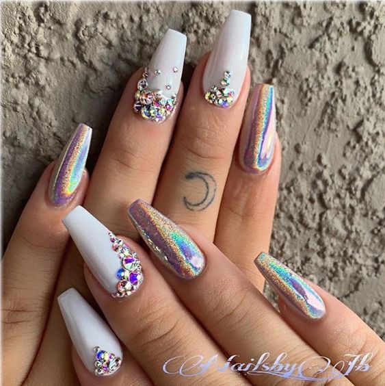 31 Awesome Diamond Nail Designs and Ideas