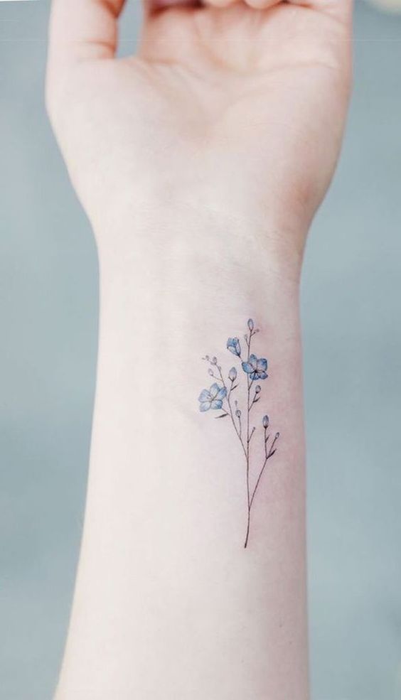 31 Gorgeous Flower Tattoos for Women