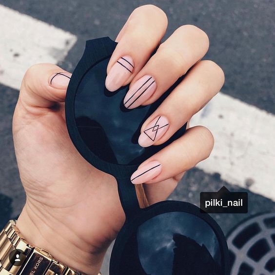 40 Stunning Geometric Nail Art Designs