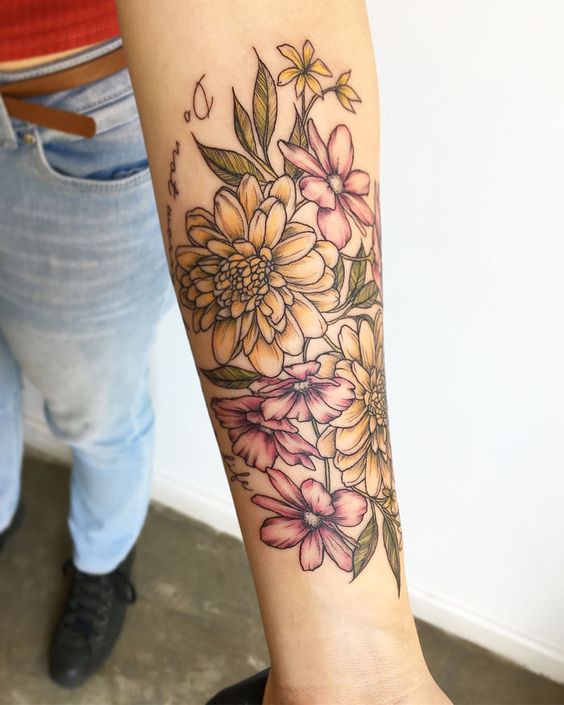 31 Gorgeous Flower Tattoos for Women