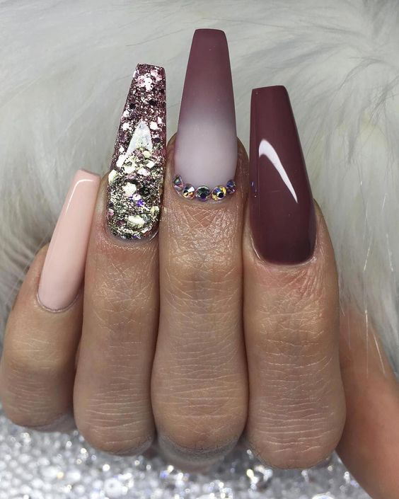 31 Awesome Diamond Nail Designs and Ideas