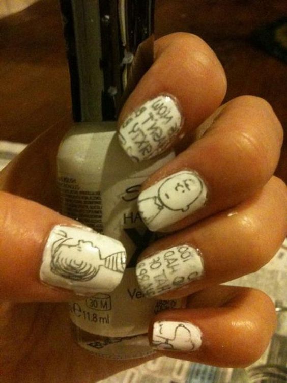 30 Pretty Newspaper Nail Art Designs