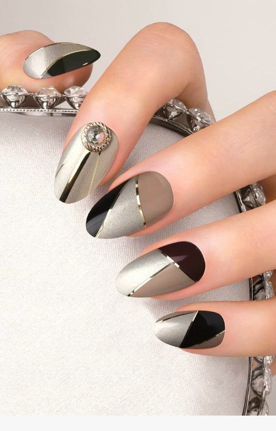 40 Stunning Geometric Nail Art Designs