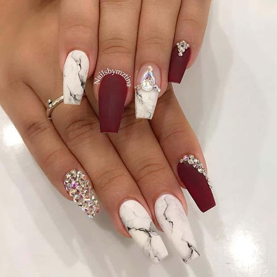 31 Awesome Diamond Nail Designs and Ideas