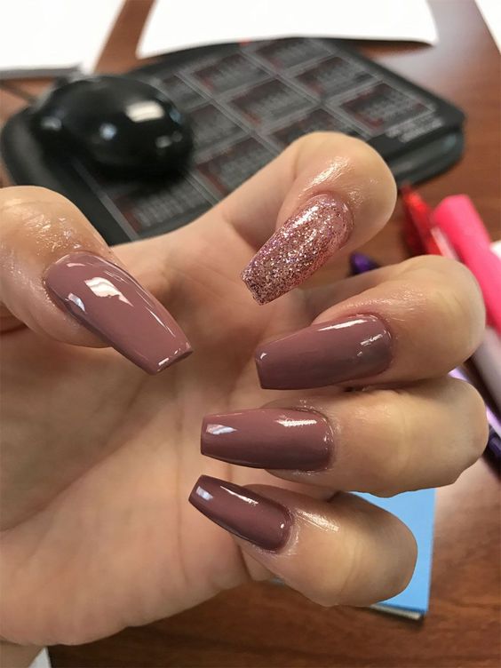 35 Elegant Mauve Color Nail Designs