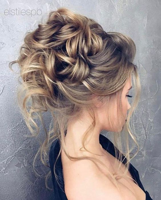 30 Trendy Messy Updos for Long Hair