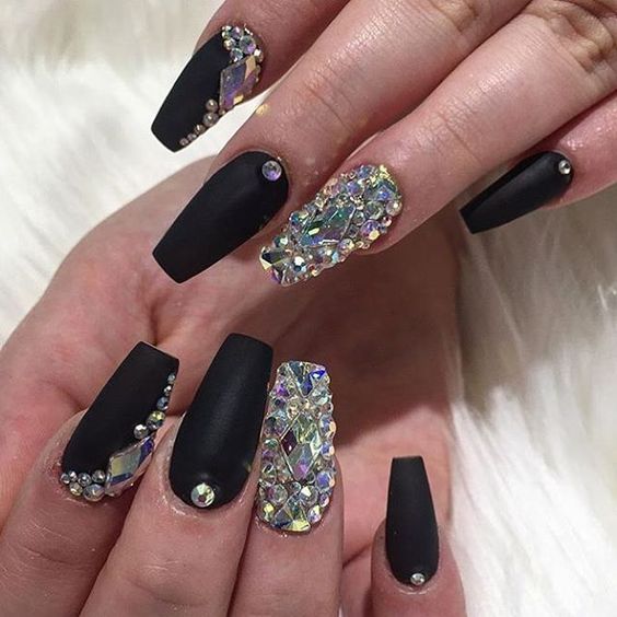 31 Awesome Diamond Nail Designs and Ideas