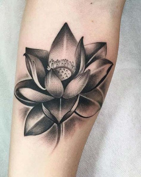 31 Gorgeous Flower Tattoos for Women