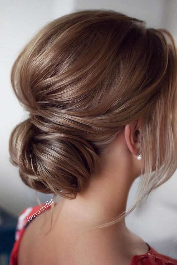 30 Trendy Messy Updos for Long Hair