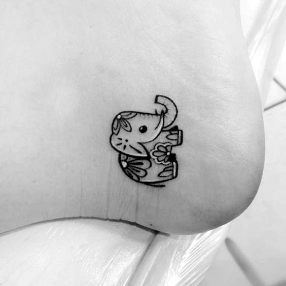 30 Tiny or Small Tattoo Ideas and Designs for Women