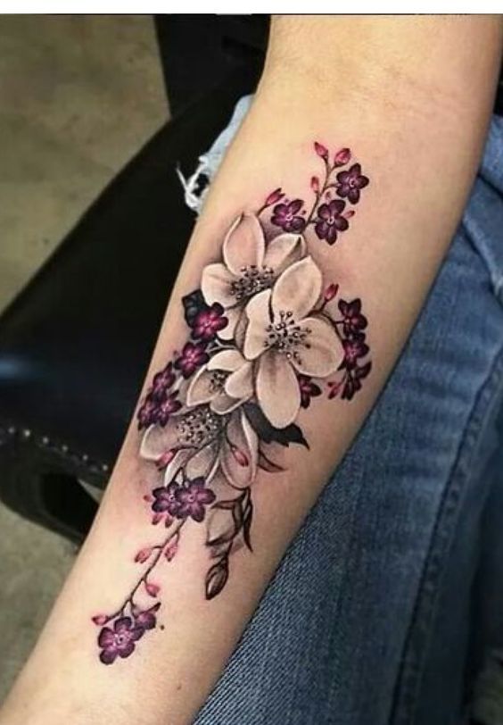 31 Gorgeous Flower Tattoos for Women