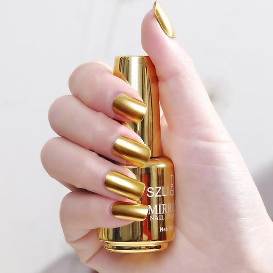 45 Trendy Metallic Nail Art Designs