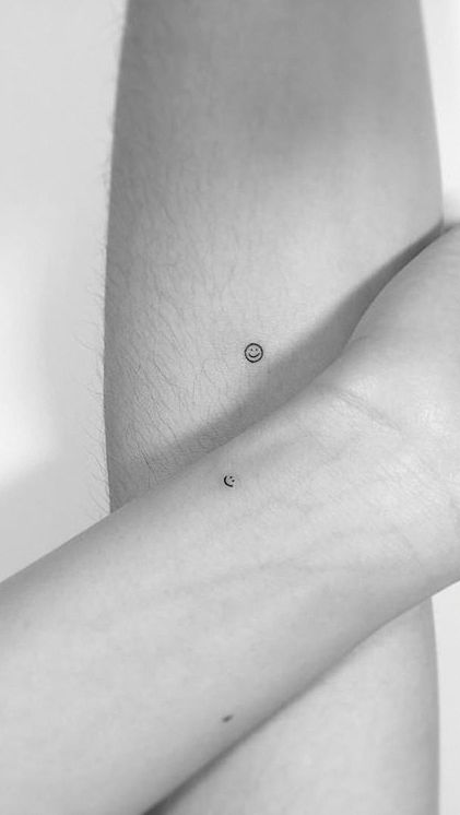 30 Tiny or Small Tattoo Ideas and Designs for Women