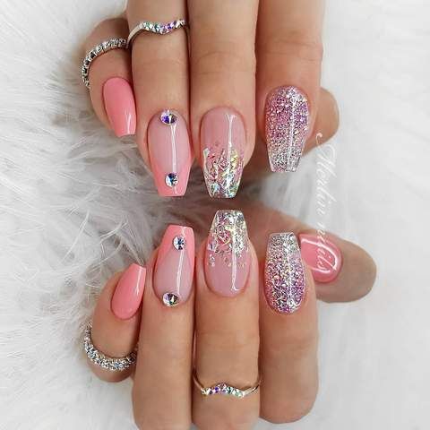 30 Stunning Pink Nails With Glitter Accent