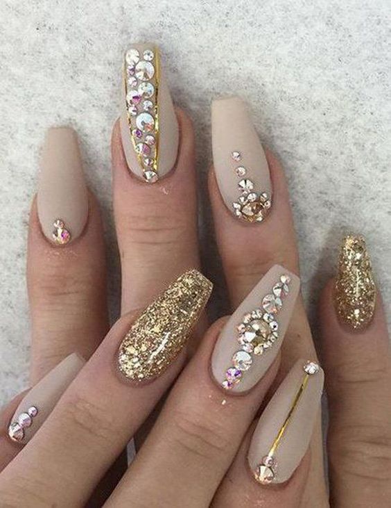 56 Elegant Rhinestone Nail Art Designs