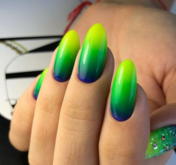 35 Popular and Stylish Gradient Nail Art Designs