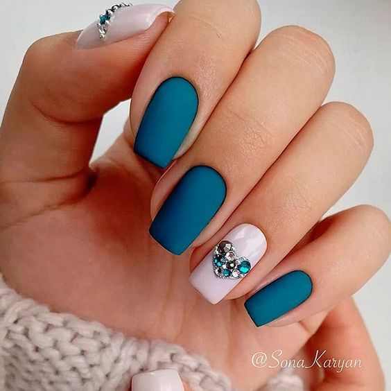 56 Elegant Rhinestone Nail Art Designs