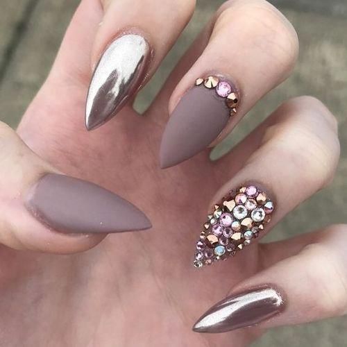 45 Trendy Metallic Nail Art Designs