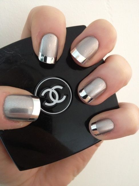 45 Trendy Metallic Nail Art Designs