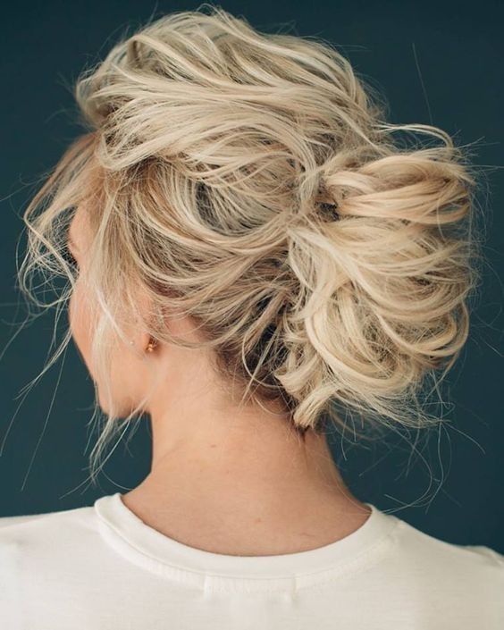 30 Trendy Messy Updos for Long Hair