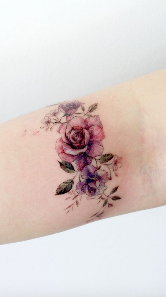 31 Gorgeous Flower Tattoos for Women