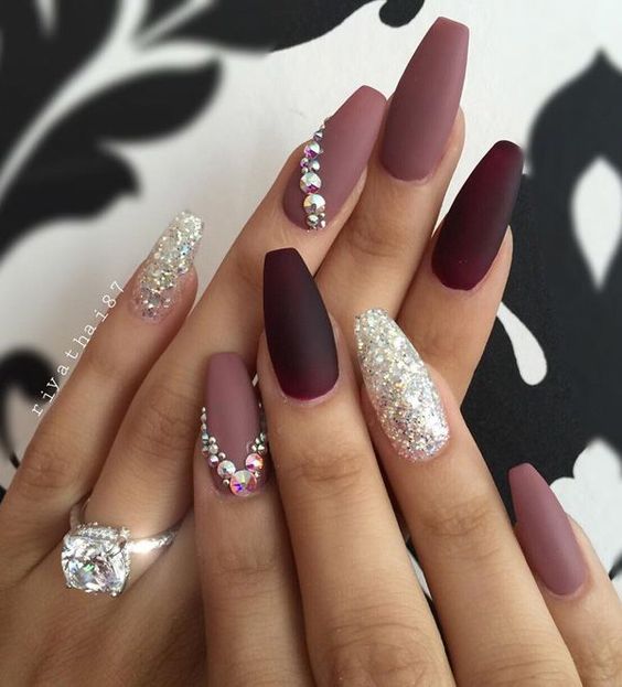 56 Elegant Rhinestone Nail Art Designs