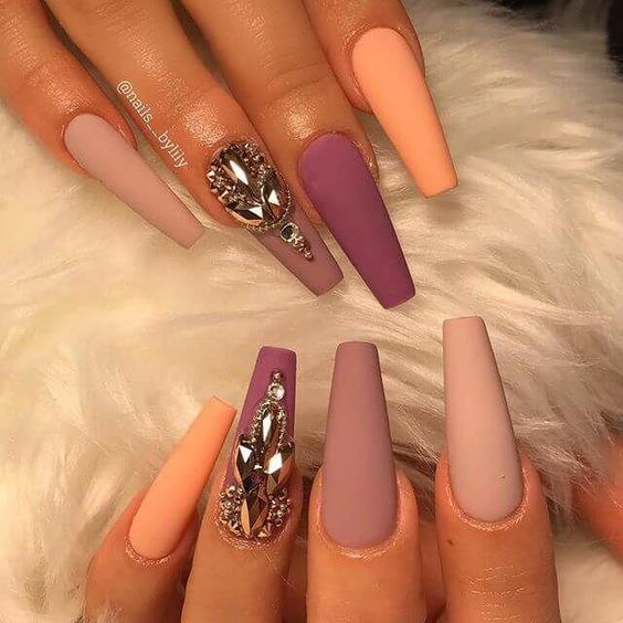 31 Awesome Diamond Nail Designs and Ideas