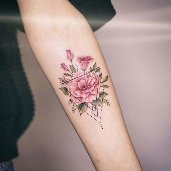 31 Gorgeous Flower Tattoos for Women