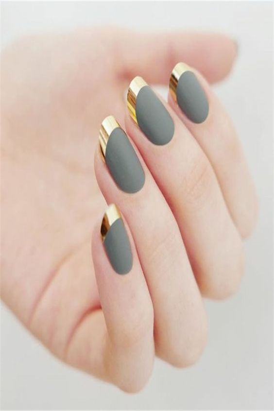 45 Trendy Metallic Nail Art Designs