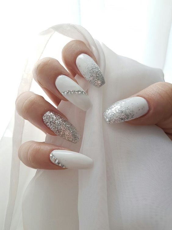 31 Awesome Diamond Nail Designs and Ideas