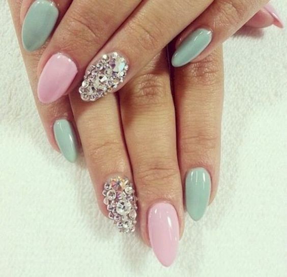 31 Awesome Diamond Nail Designs and Ideas