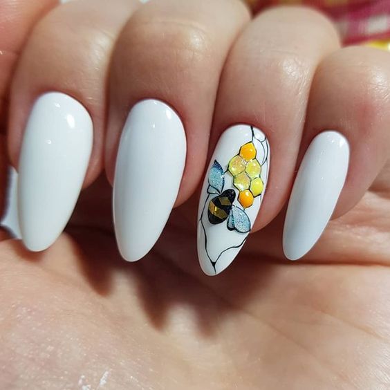 30 Cute Bee Nail Art Designs For Summer