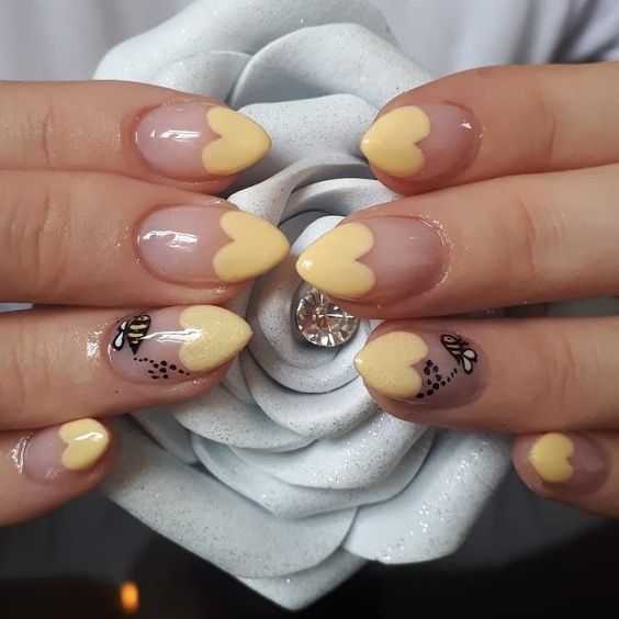 30 Cute Bee Nail Art Designs For Summer