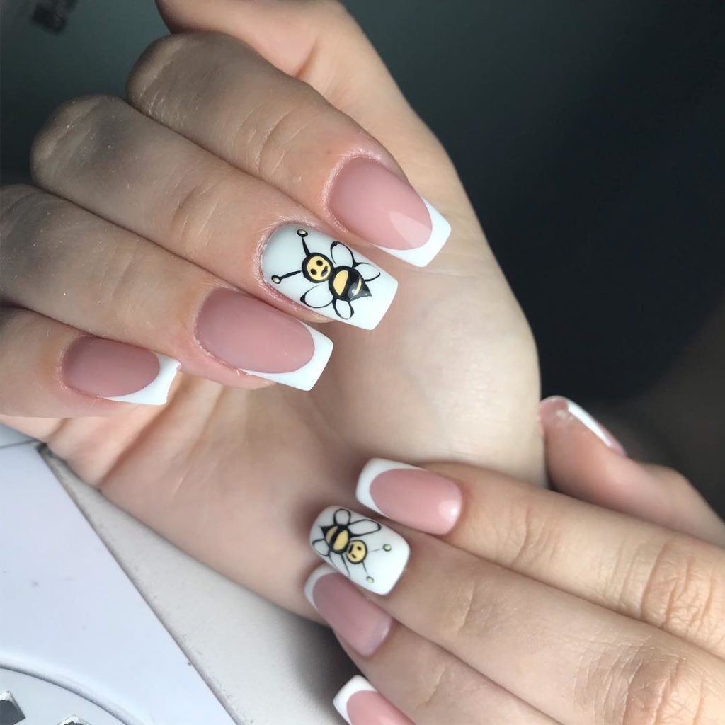 30 Cute Bee Nail Art Designs For Summer