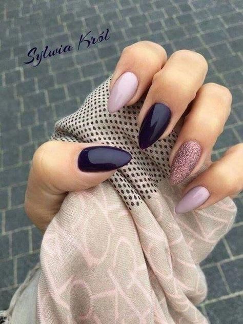 35 Stylish Glitter Almond Nail Designs