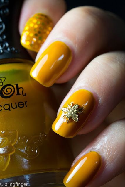 30 Cute Bee Nail Art Designs For Summer