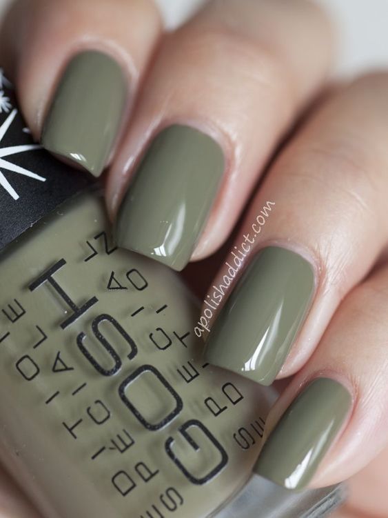 38 Trendy Army Green Nail Designs