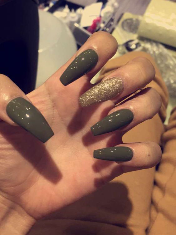 38 Trendy Army Green Nail Designs