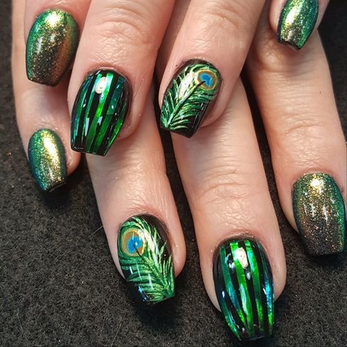 25 Gorgeous Peacock Nail Art Designs