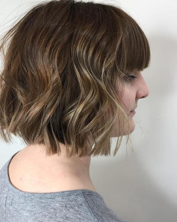 65 Attractive Wavy Bob Hairstyles in 2022