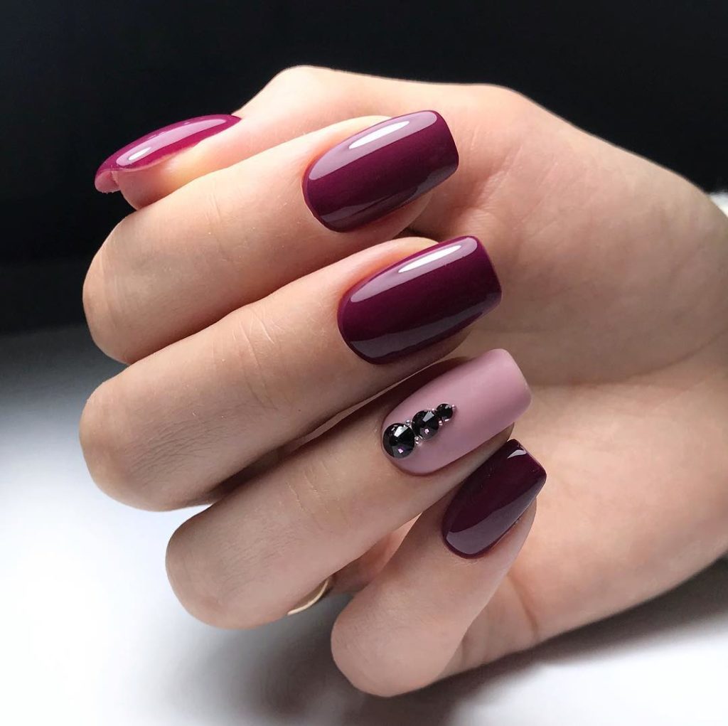 55 Pretty and Awesome Burgundy Nail Art Designs