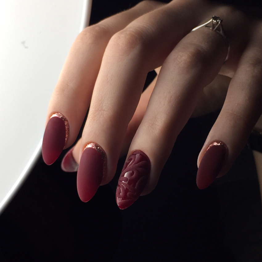 55 Pretty and Awesome Burgundy Nail Art Designs