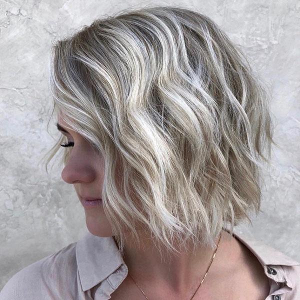 65 Attractive Wavy Bob Hairstyles in 2022