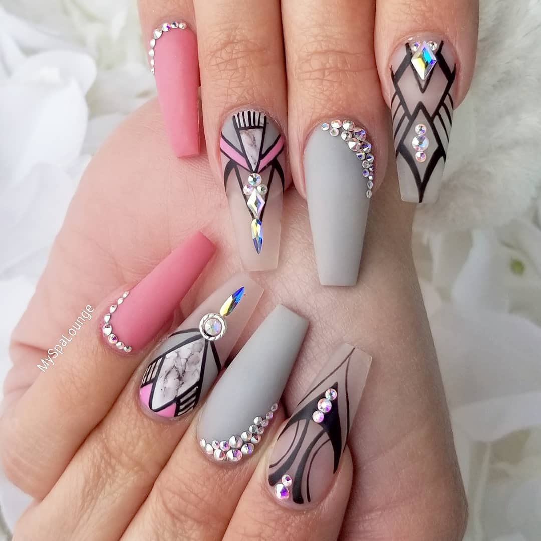 69 Outstanding Matte Coffin Nail Art Designs With Different Colours