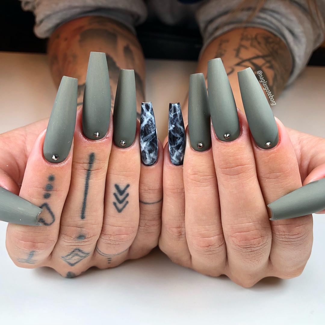 69 Outstanding Matte Coffin Nail Art Designs With Different Colours