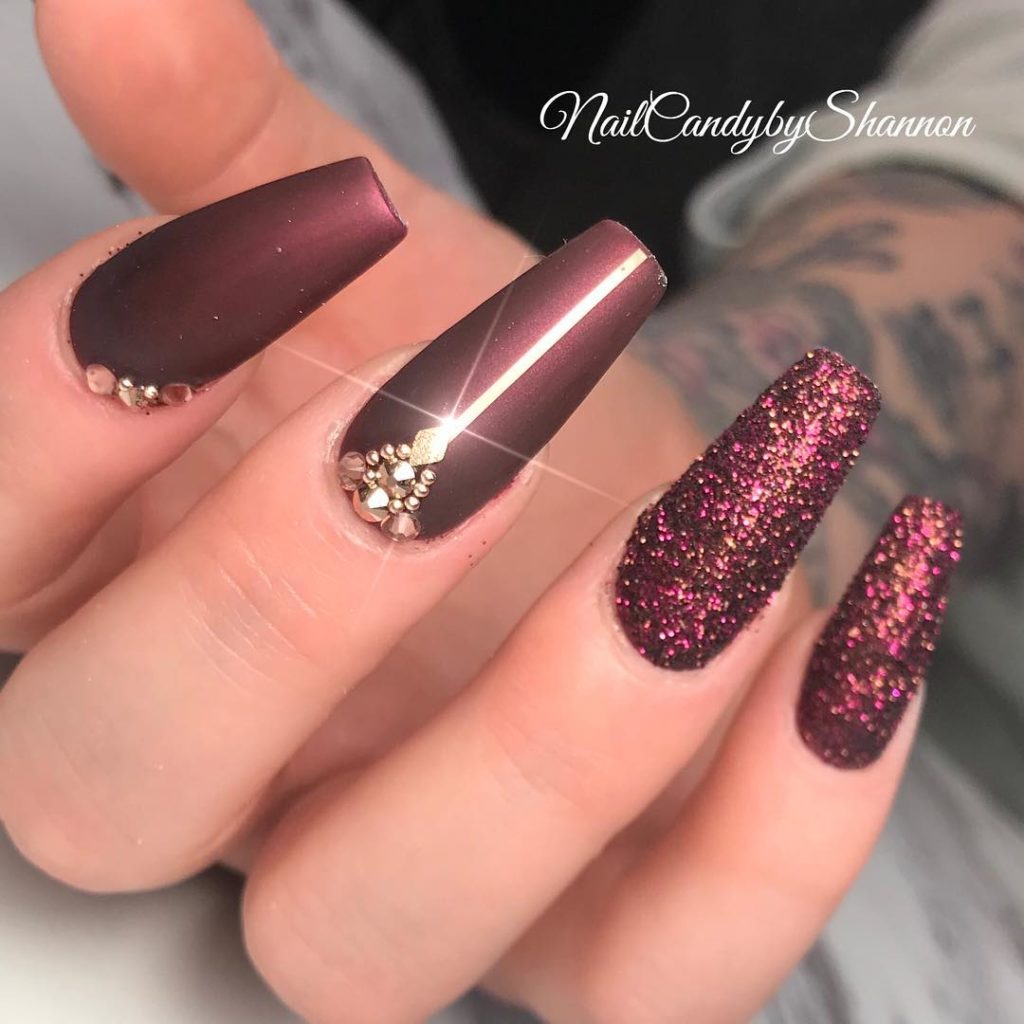 55 Pretty and Awesome Burgundy Nail Art Designs